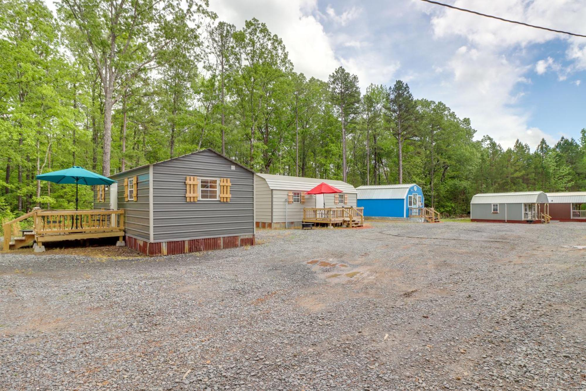 Higden Studio With Shared Patio, Yard Games, Grills! Apartment Fairfield Bay Exterior photo